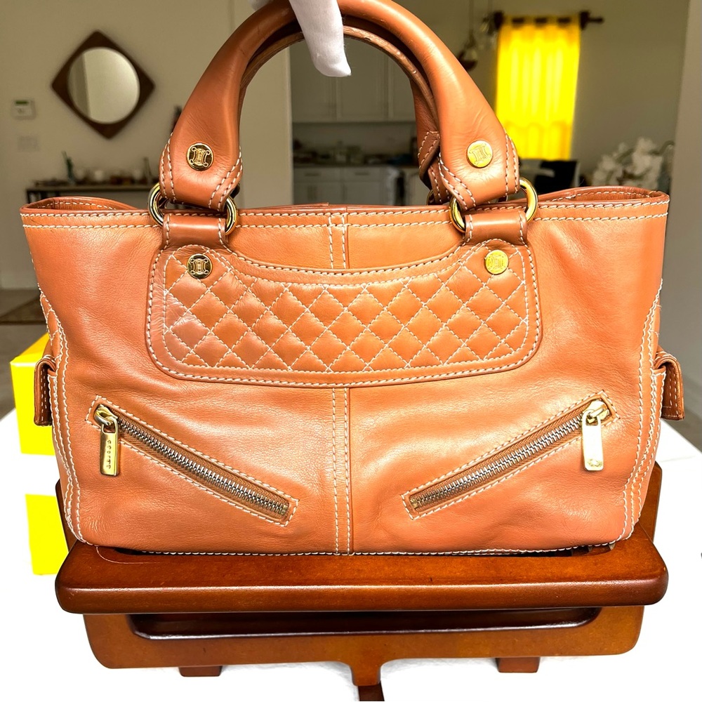 🔥AUTHENTICATED Celine Leather Handbag